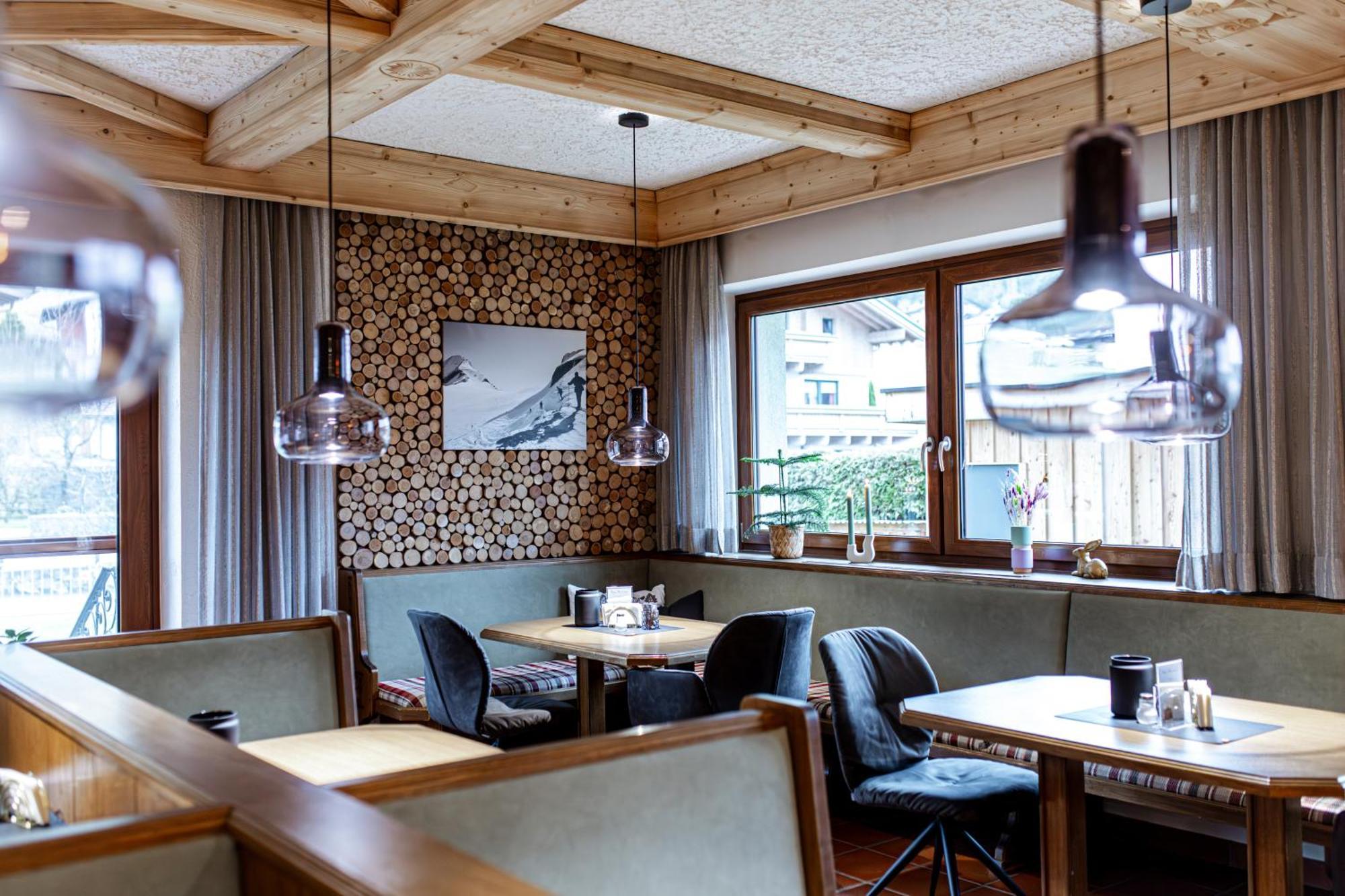 Eschenhof Bed & Breakfast 카프룬 외부 사진