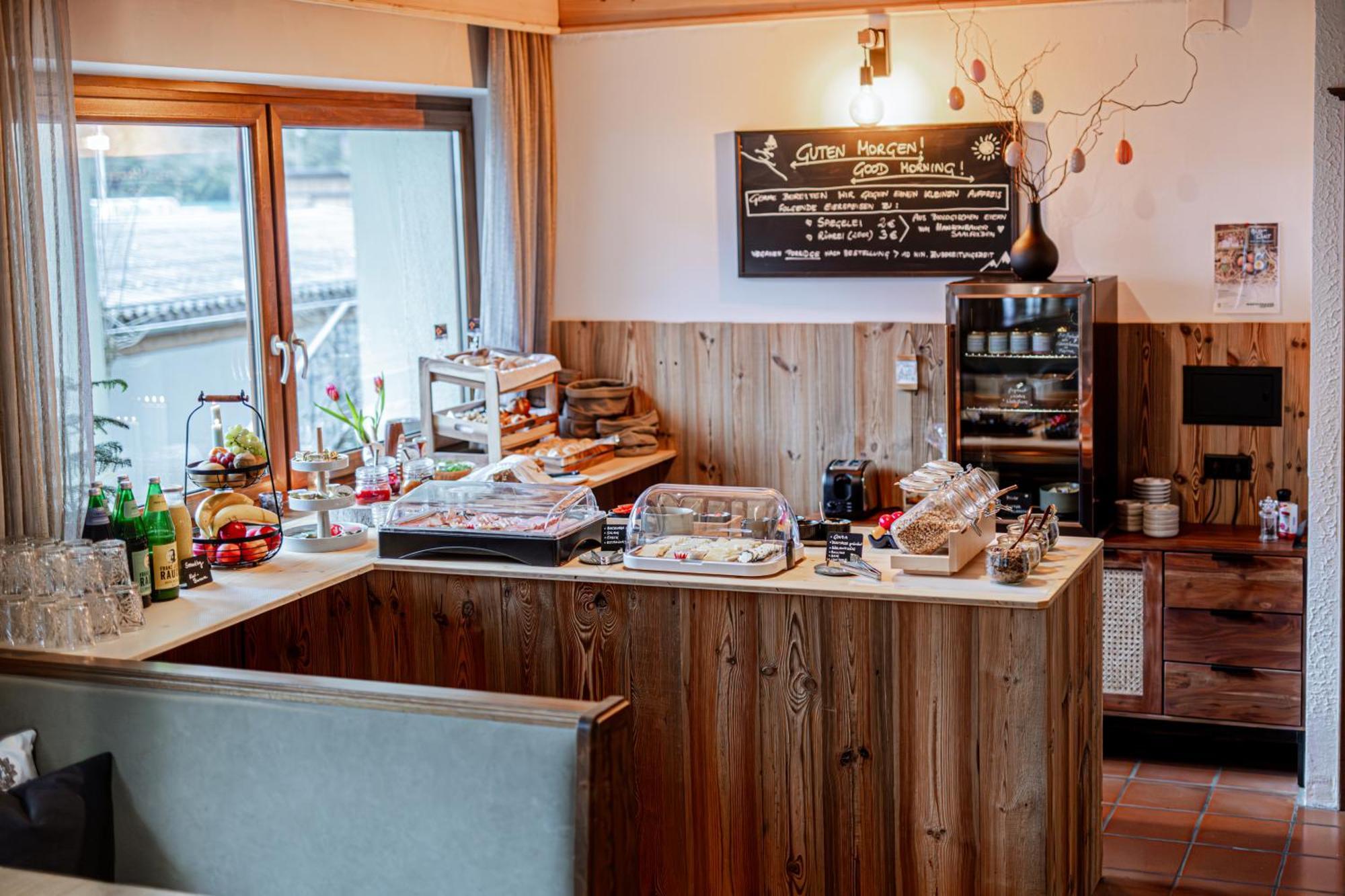 Eschenhof Bed & Breakfast 카프룬 외부 사진